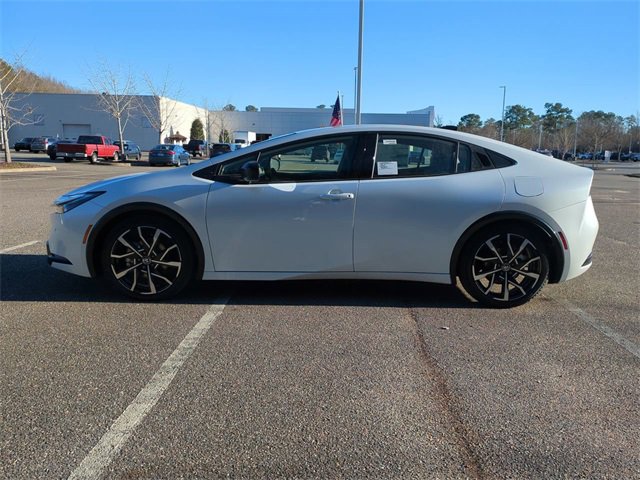 New 2026 Toyota Prius Plug-In Hybrid image 7