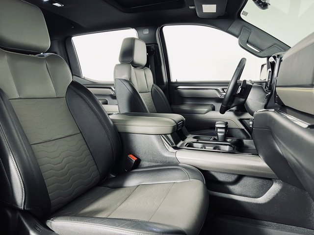 Used 2023 Chevrolet Silverado 1500 ZR2 w/ Technology Package image 20