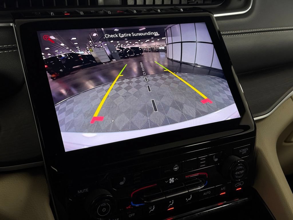 Certified 2024 Jeep Grand Cherokee Limited RWD image 20