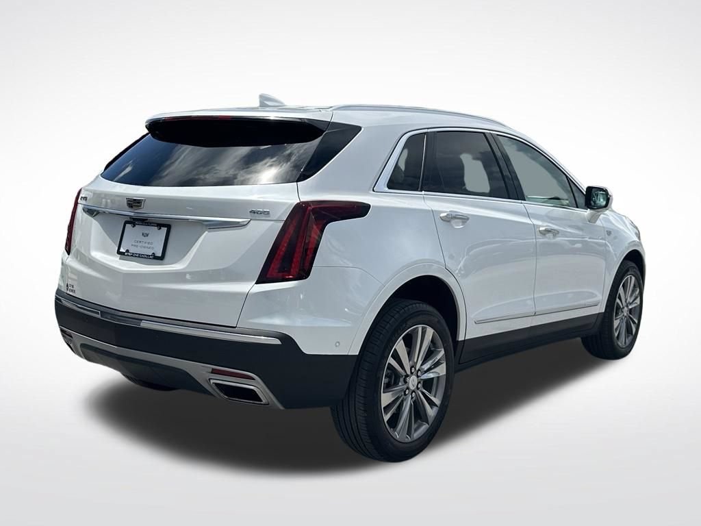Certified 2022 Cadillac XT5 Premium Luxury w/ Technology Package FWD image 7