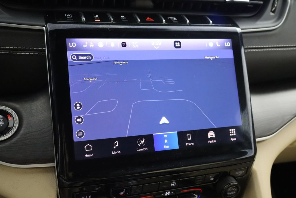Used 2023 Jeep Grand Cherokee Limited AWD/4WD image 36