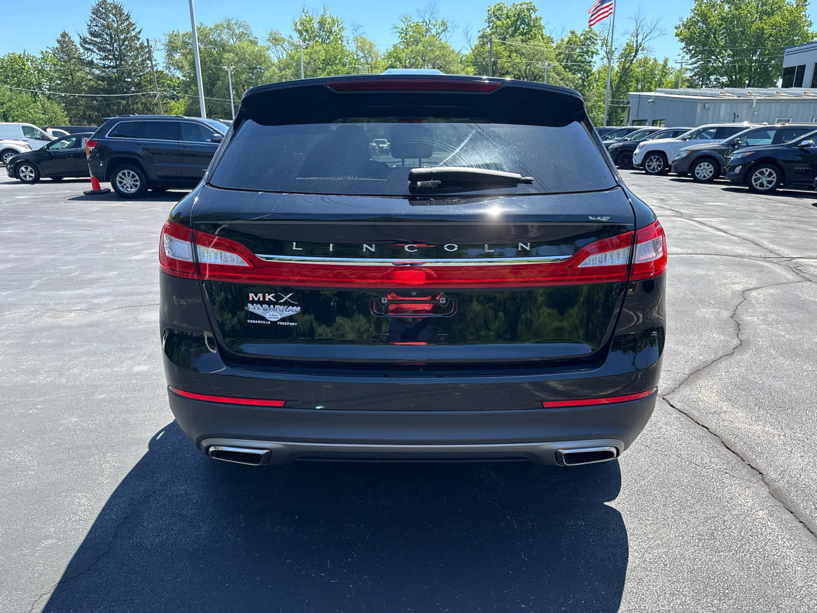Used 2017 Lincoln MKX Premiere FWD image 4