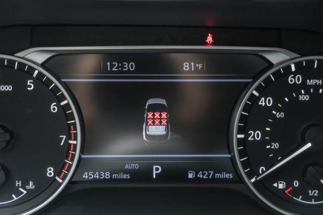 Used 2023 Nissan Pathfinder SL image 41