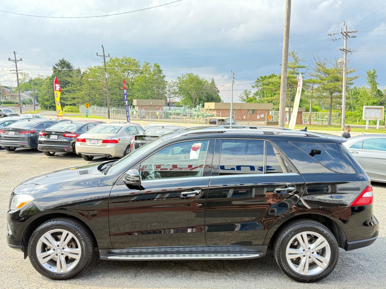 Used 2015 Mercedes-Benz ML 350 4MATIC w/ Premium 1 Package image 7