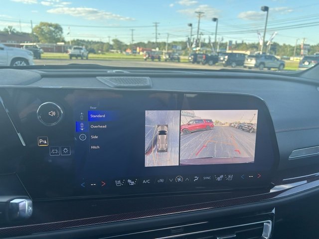New 2026 Chevrolet Traverse RS image 18