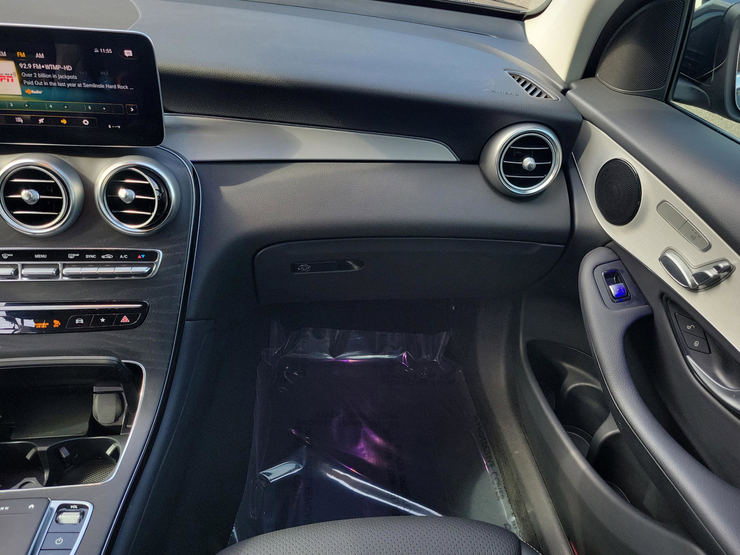 Used 2022 Mercedes-Benz GLC 300 image 20