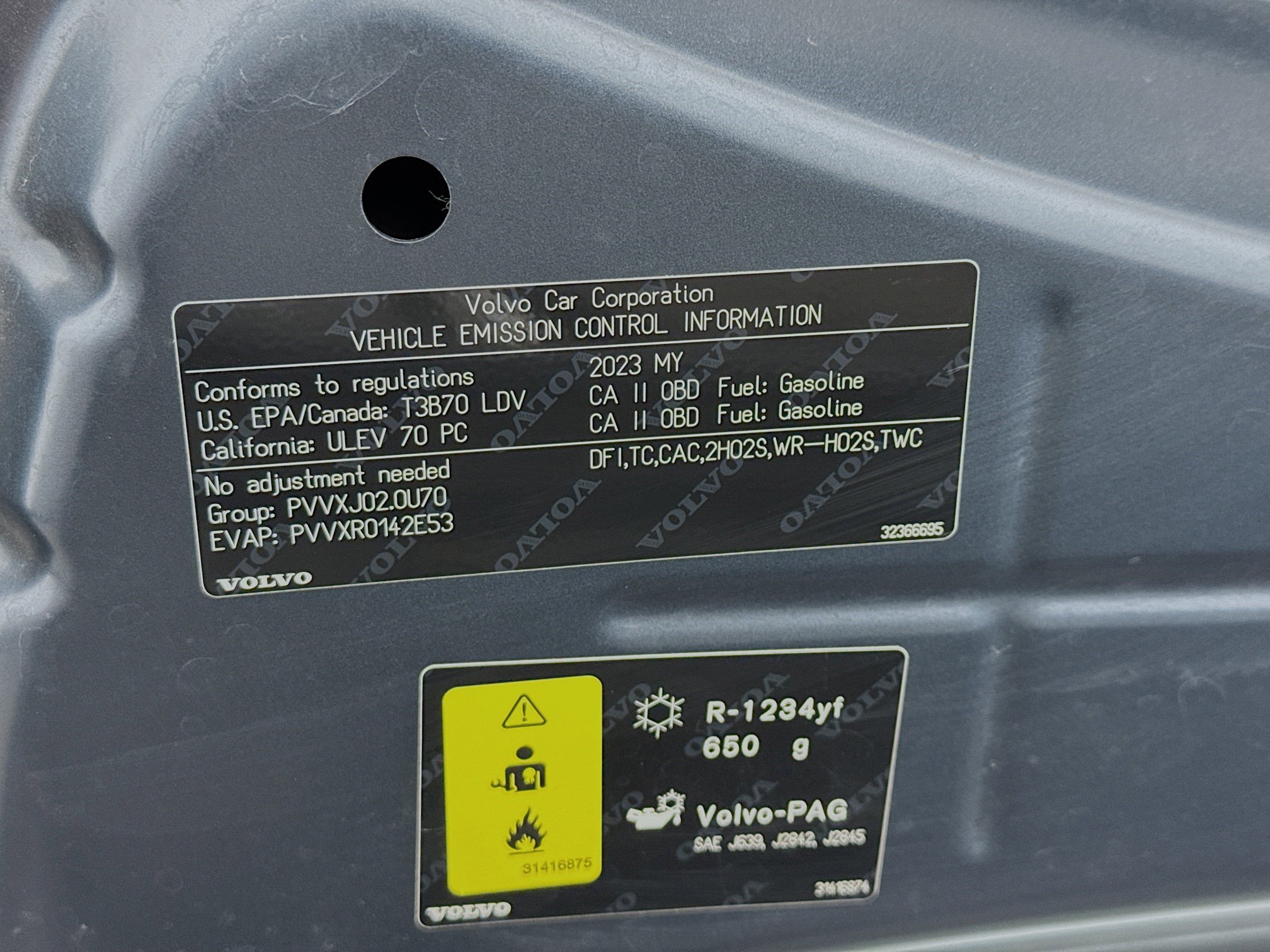 Used 2023 Volvo XC60 B5 Core w/ Climate Package image 19