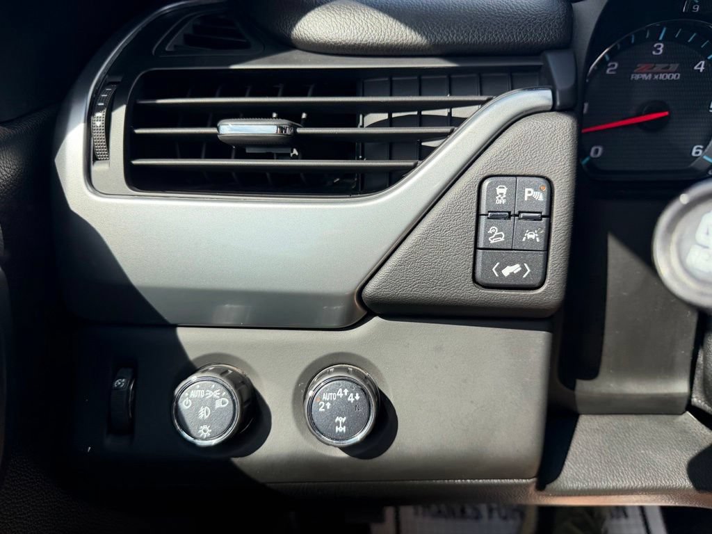 Used 2019 Chevrolet Tahoe LT AWD/4WD image 11