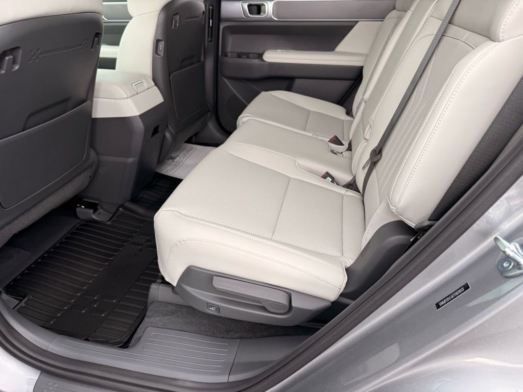 New 2026 Hyundai Santa Fe SEL image 7