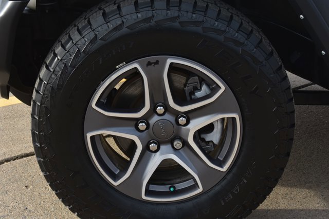 Used 2021 Jeep Wrangler Sport S image 9