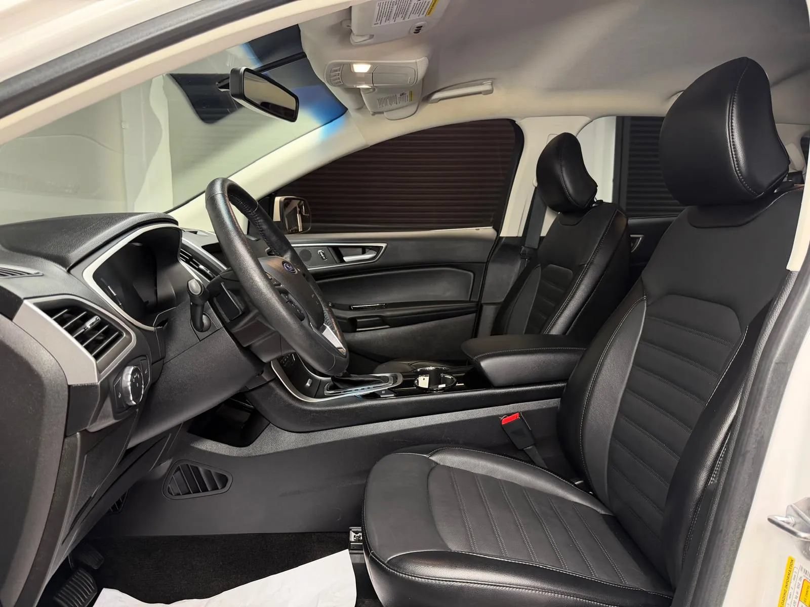 Used 2018 Ford Edge SEL w/ Equipment Group 201A AWD/4WD image 26