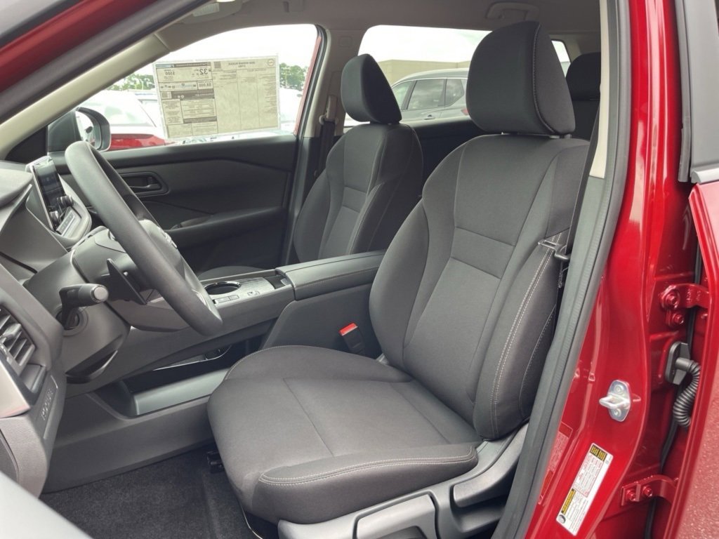 New 2026 Nissan Rogue S image 16