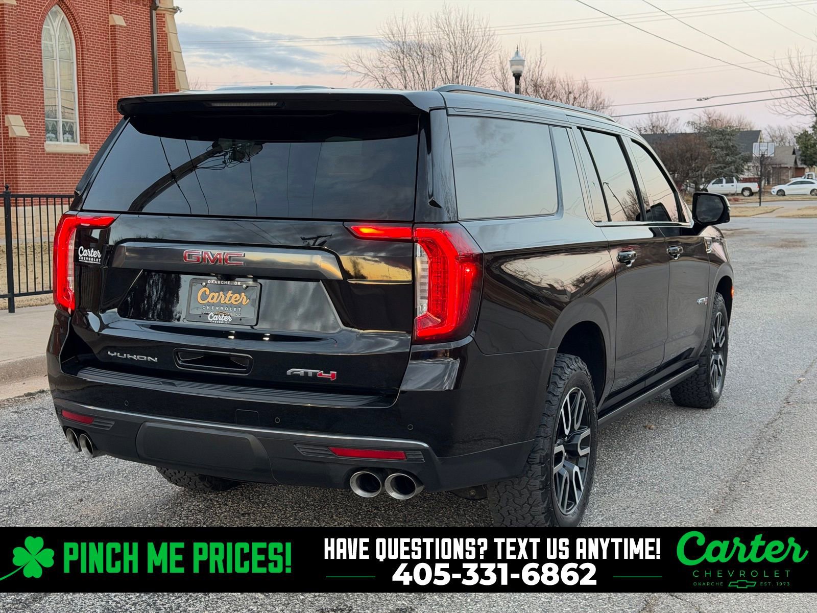 Used 2023 GMC Yukon XL AT4 w/ AT4 Premium Package image 12