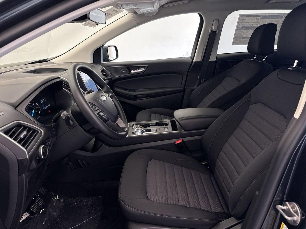 New 2024 Ford Edge SE image 21