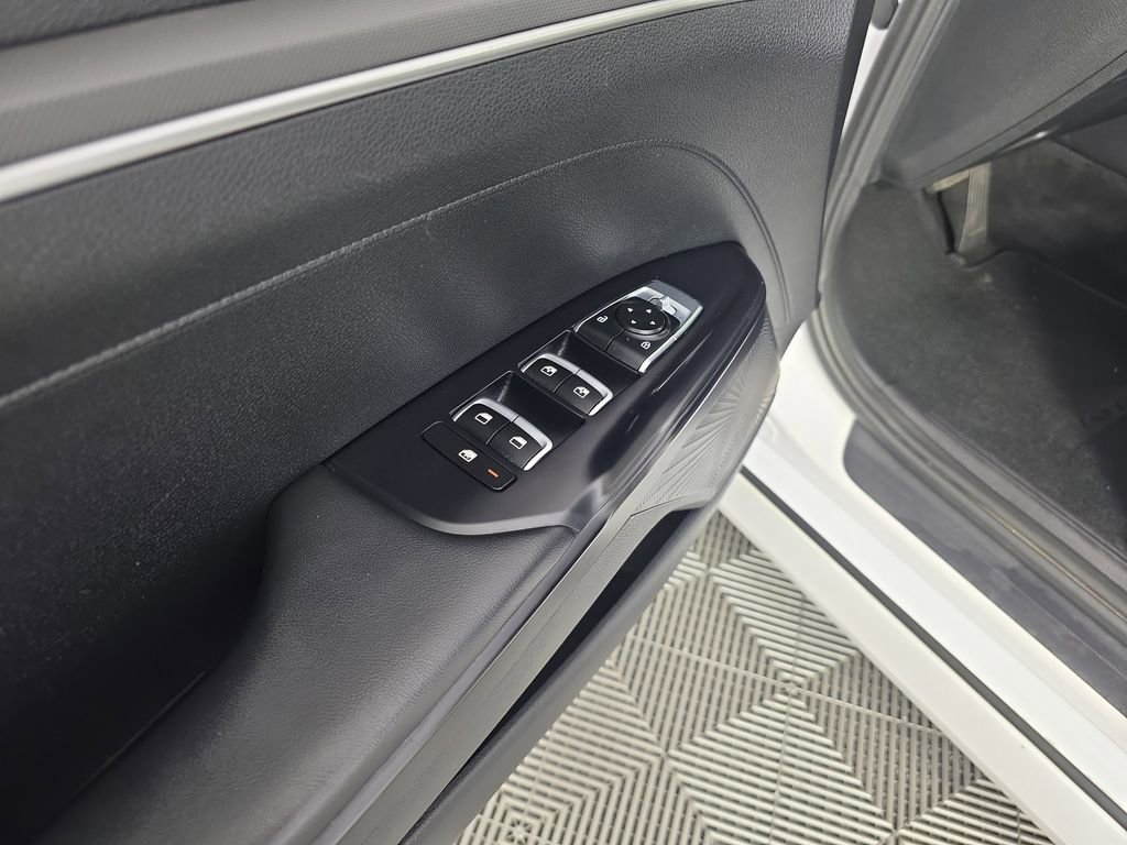 Used 2021 Kia K5 GT-Line FWD image 18