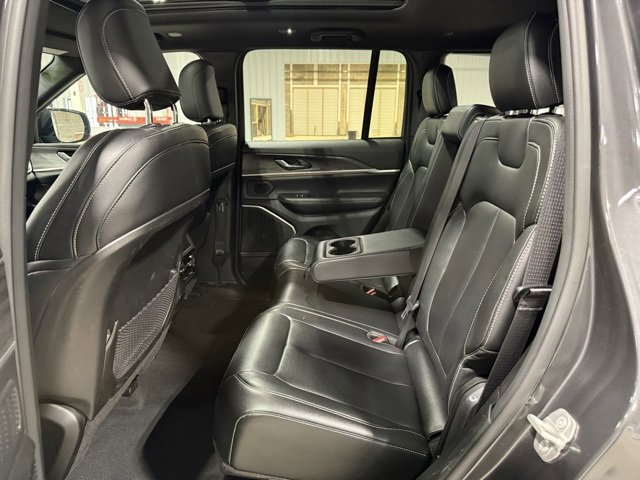 Used 2024 Jeep Grand Cherokee Limited 4xe image 31