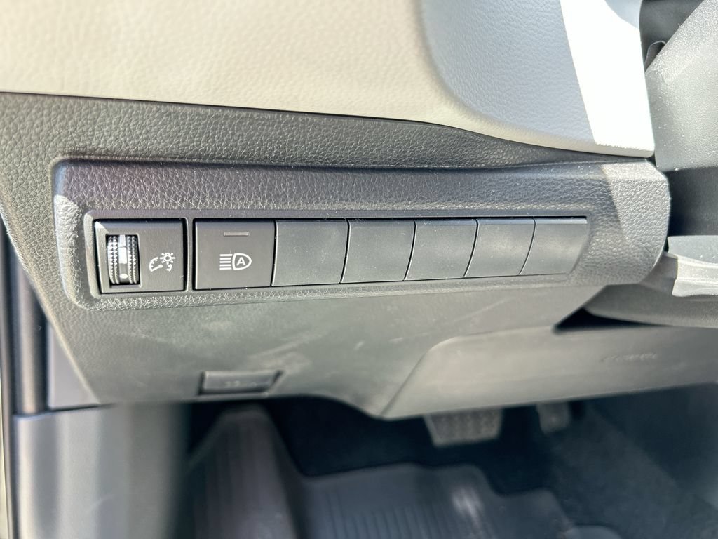 Used 2026 Toyota Corolla XSE FWD image 14