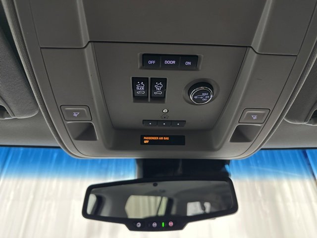 Used 2020 Chevrolet Suburban Premier image 30