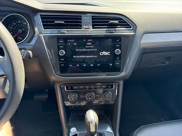 Used 2020 Volkswagen Tiguan SE image 27