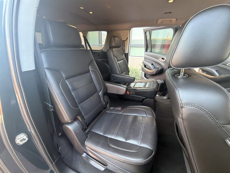 Used 2019 GMC Yukon XL Denali AWD/4WD image 34