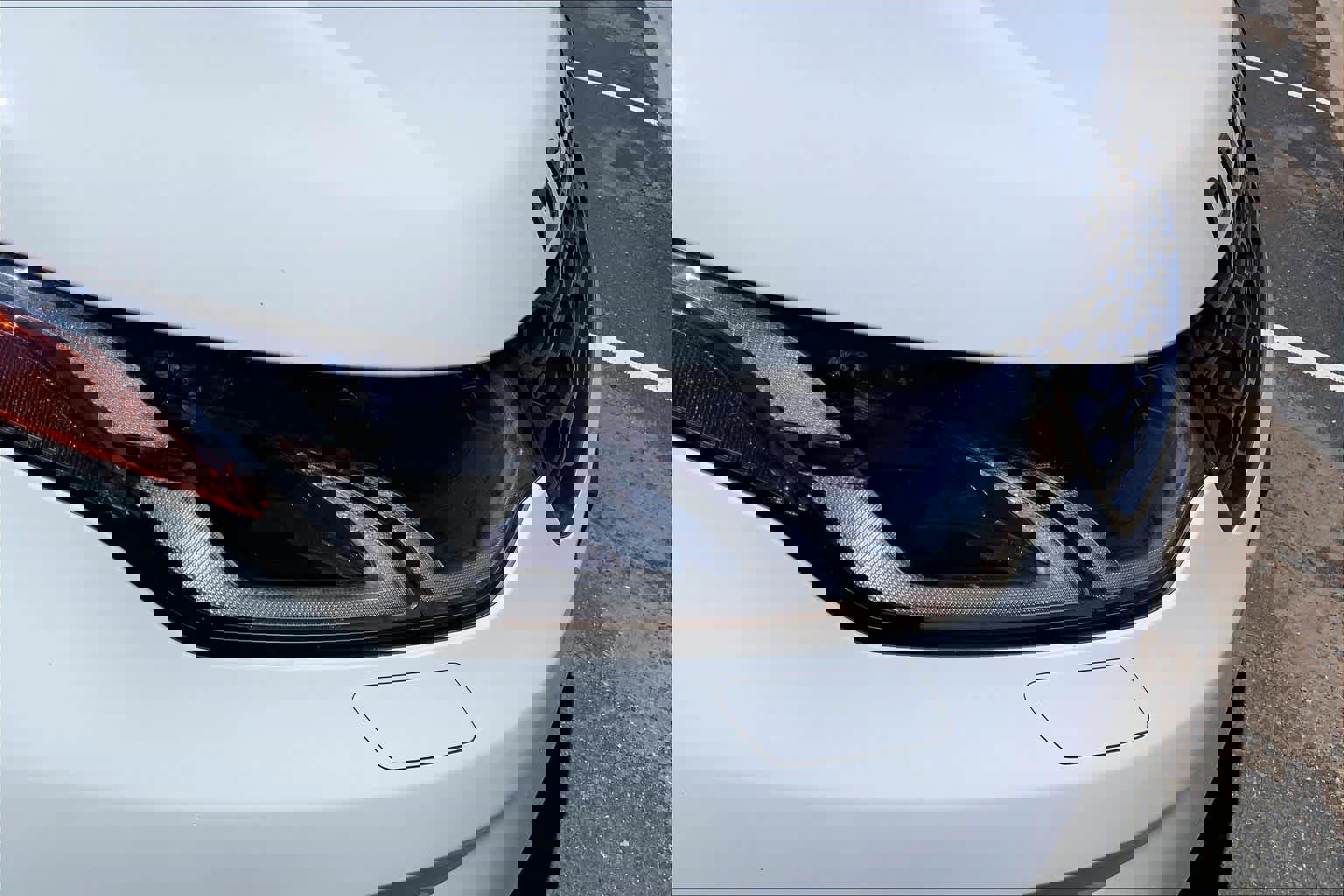 Used 2020 Land Rover Discovery Sport S image 24