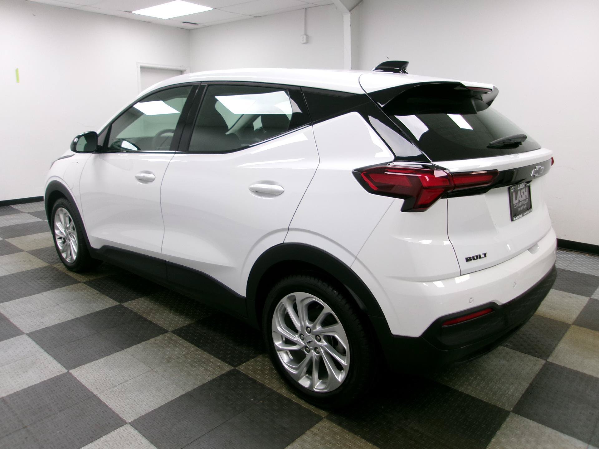 New 2027 Chevrolet Bolt LT w/ Comfort Package FWD image 2