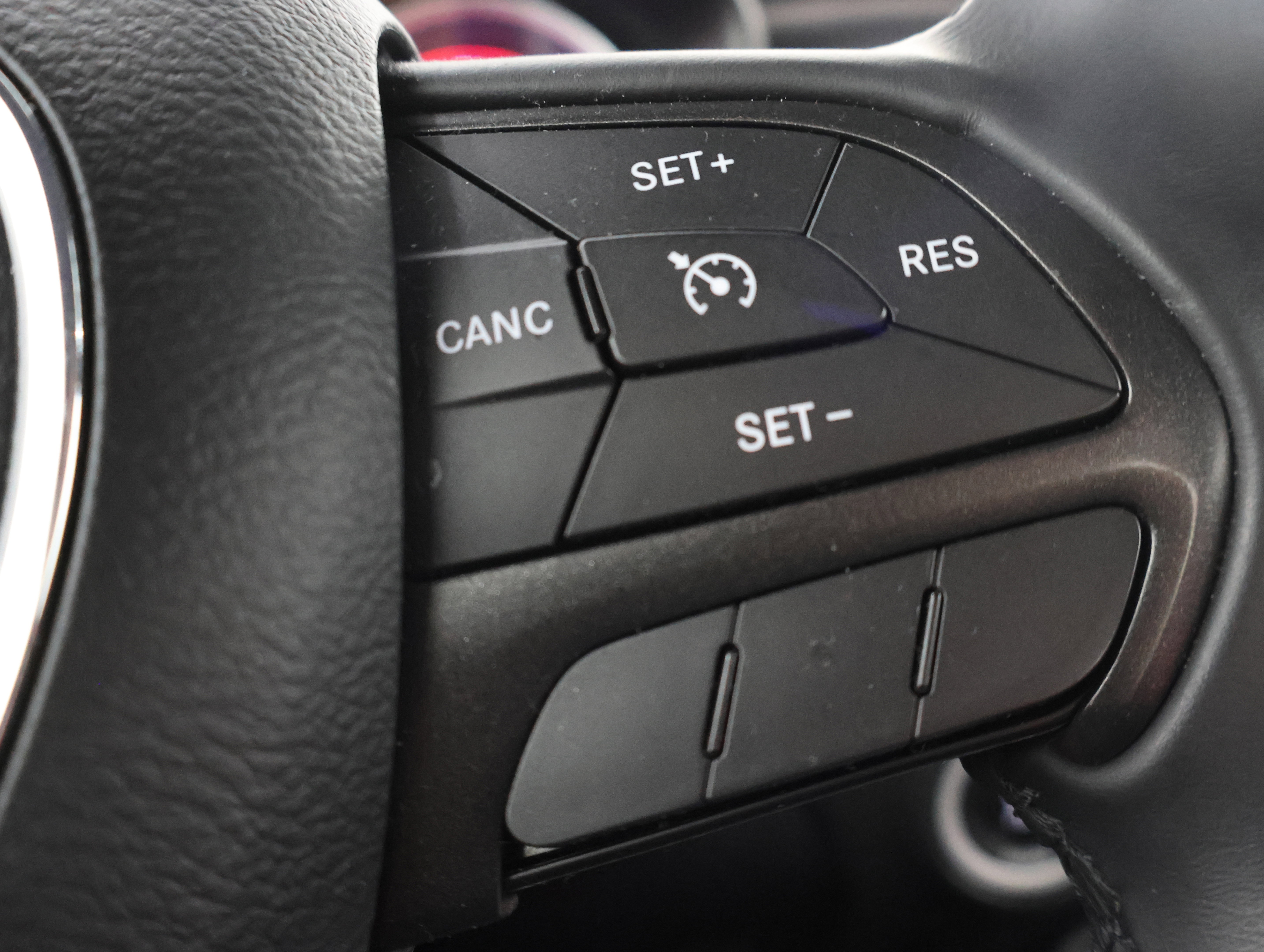 Used 2015 Dodge Challenger R/T w/ Quick Order Package 22B R/T image 15