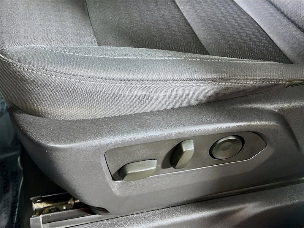 Used 2024 Chevrolet Silverado 1500 LT Trail Boss w/ Protection Package image 18