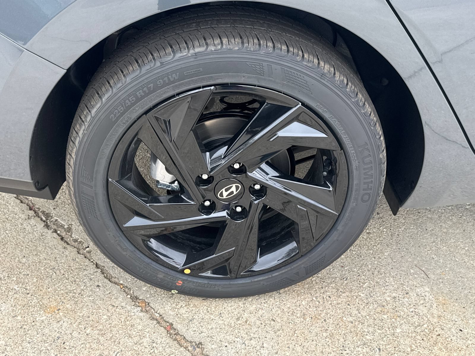 New 2026 Hyundai Elantra Sport FWD image 18