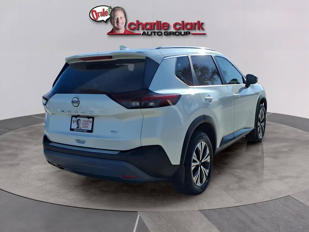 Used 2022 Nissan Rogue SV w/ SV Premium Package FWD image 5
