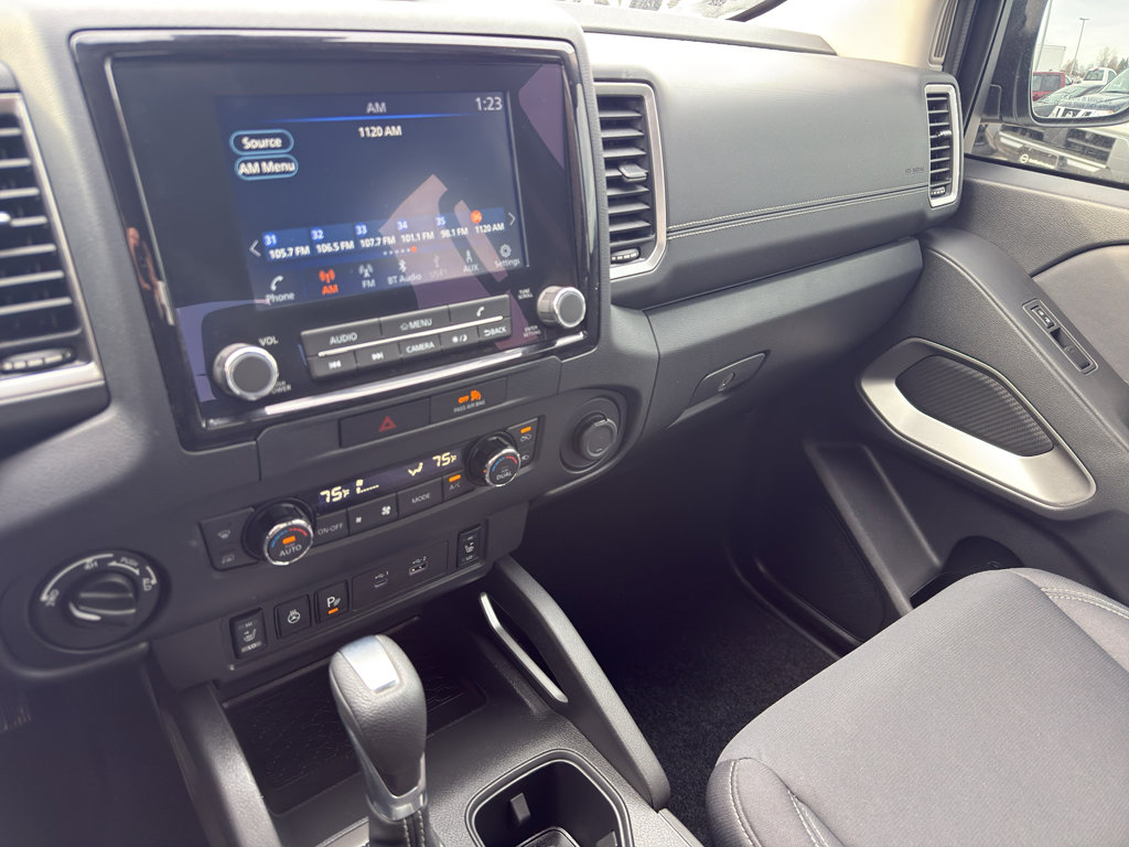 Certified 2022 Nissan Frontier SV image 21