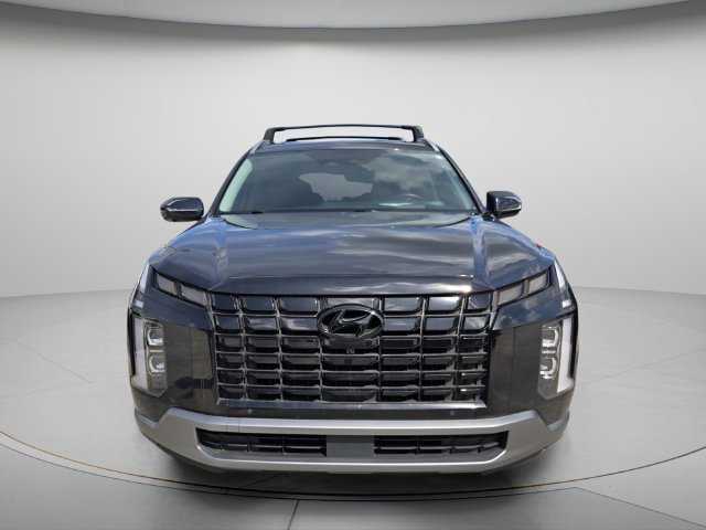 Used 2023 Hyundai Palisade Limited FWD image 3