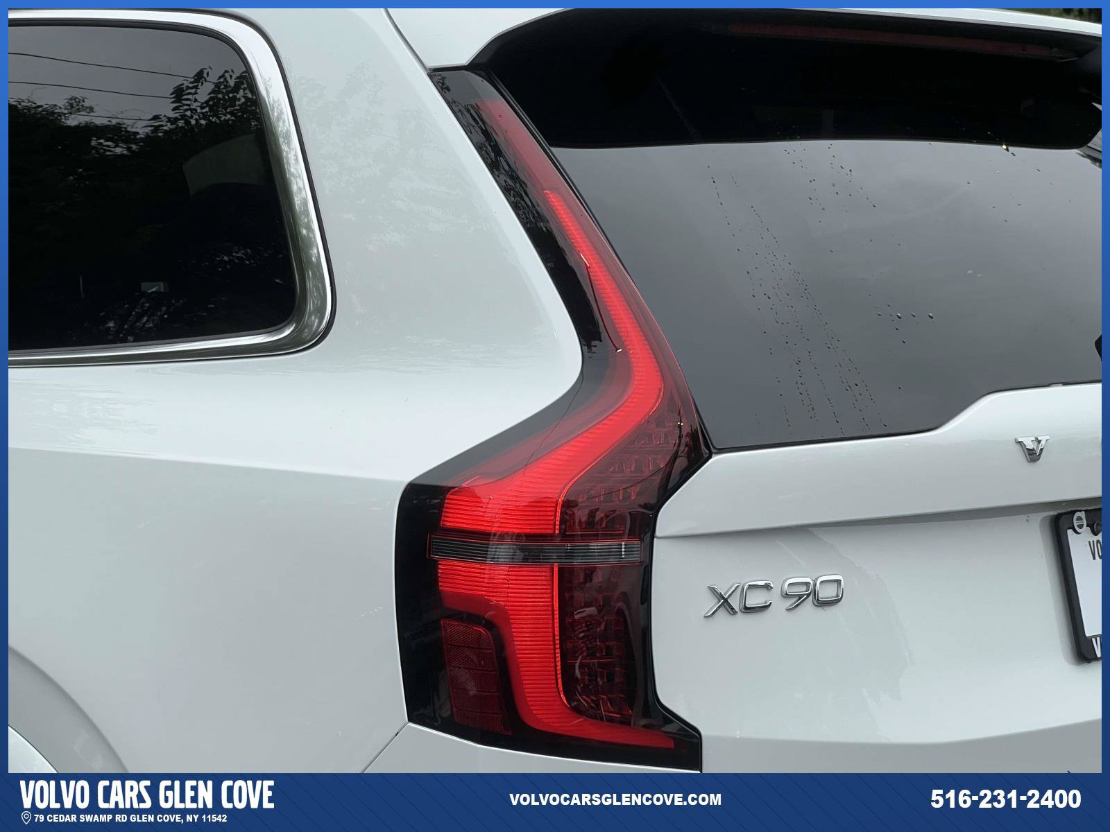 Certified 2025 Volvo XC90 T8 Plus AWD/4WD image 9