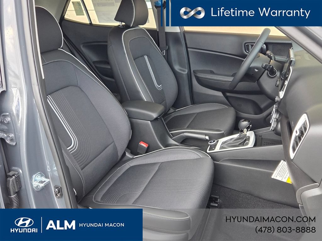New 2025 Hyundai Venue Limited FWD image 13
