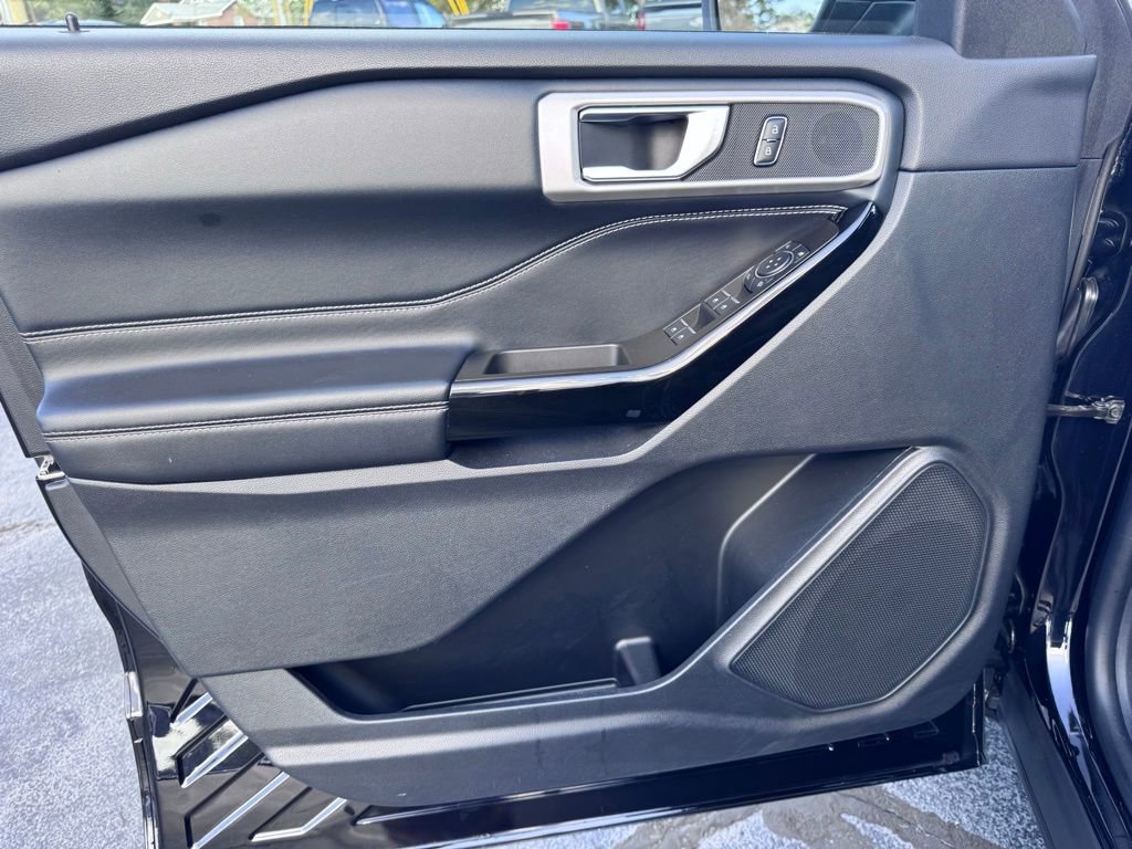 Used 2022 Ford Explorer ST AWD/4WD image 26