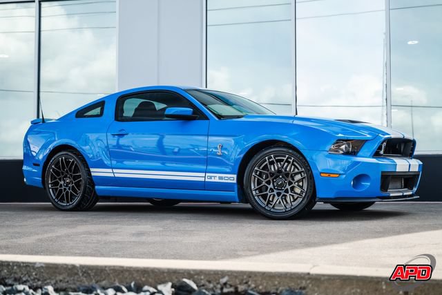 Used 2013 Ford Mustang Shelby GT500 RWD image 37
