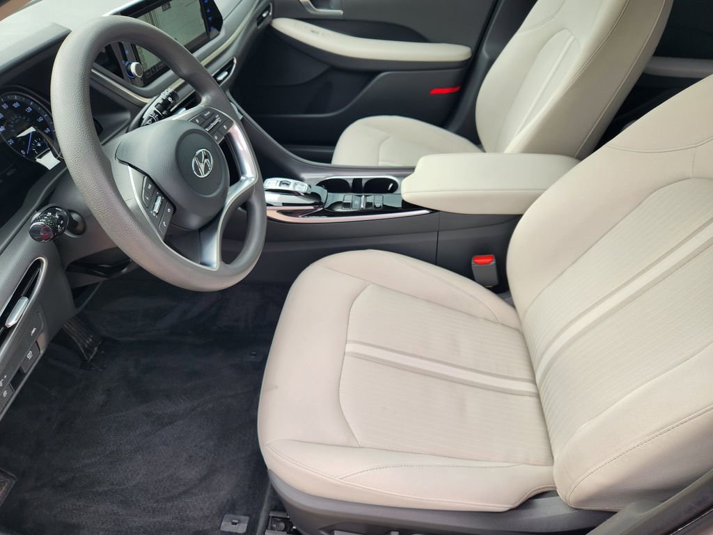 Certified 2023 Hyundai Sonata SEL w/ Winter Weather Package image 12