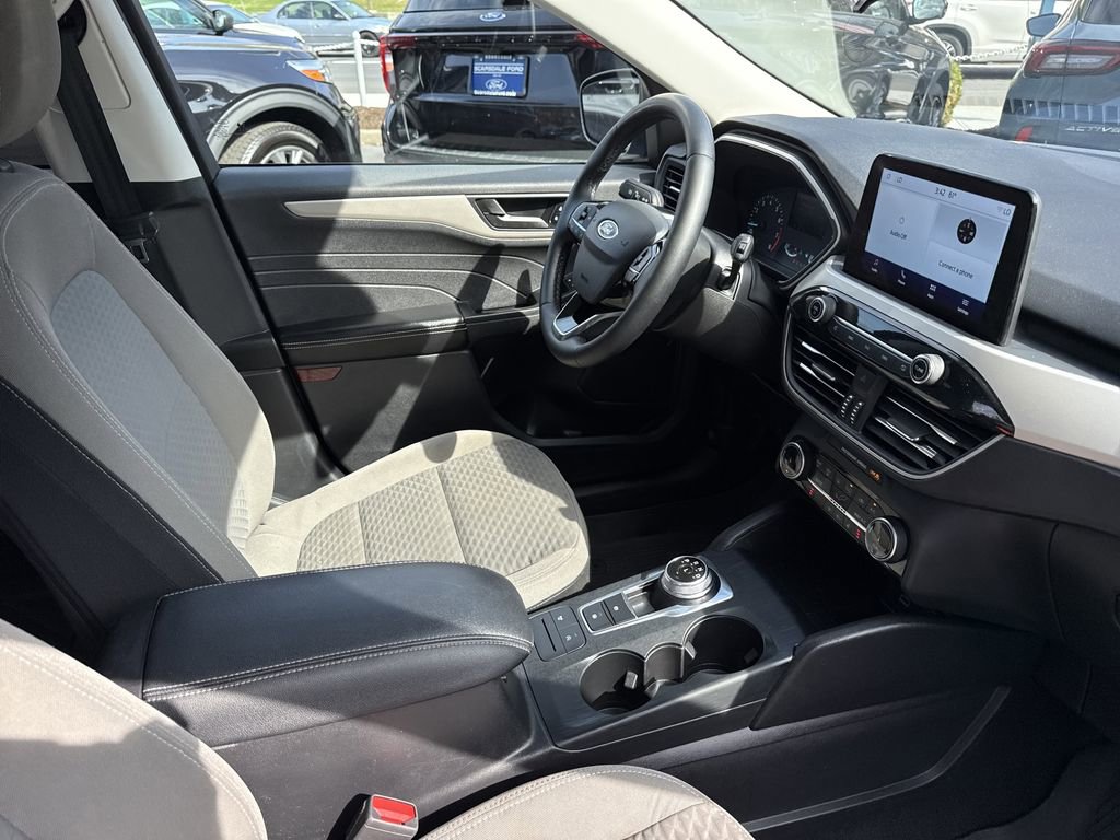 Used 2022 Ford Escape SE w/ Convenience Package image 27