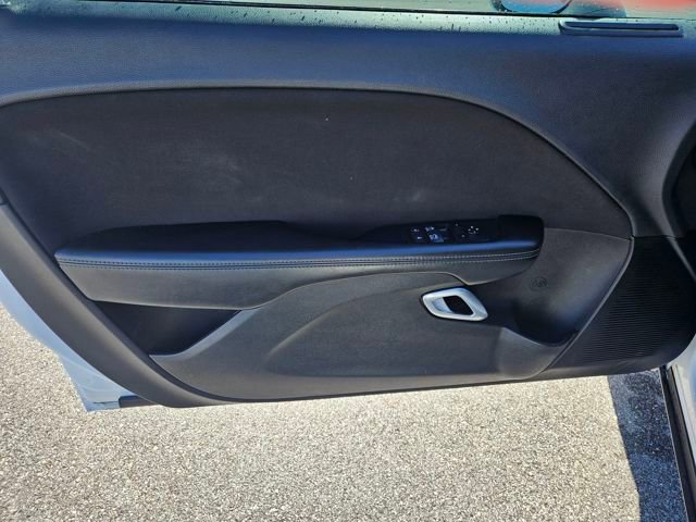 Used 2021 Dodge Challenger SXT w/ Driver Convenience Group image 10