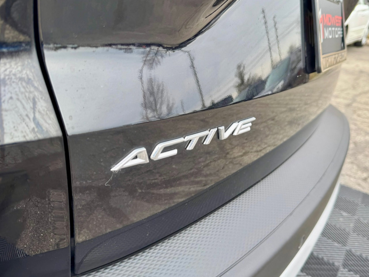 Used 2025 Ford Escape Active w/ Active Premium Tech Pack image 44