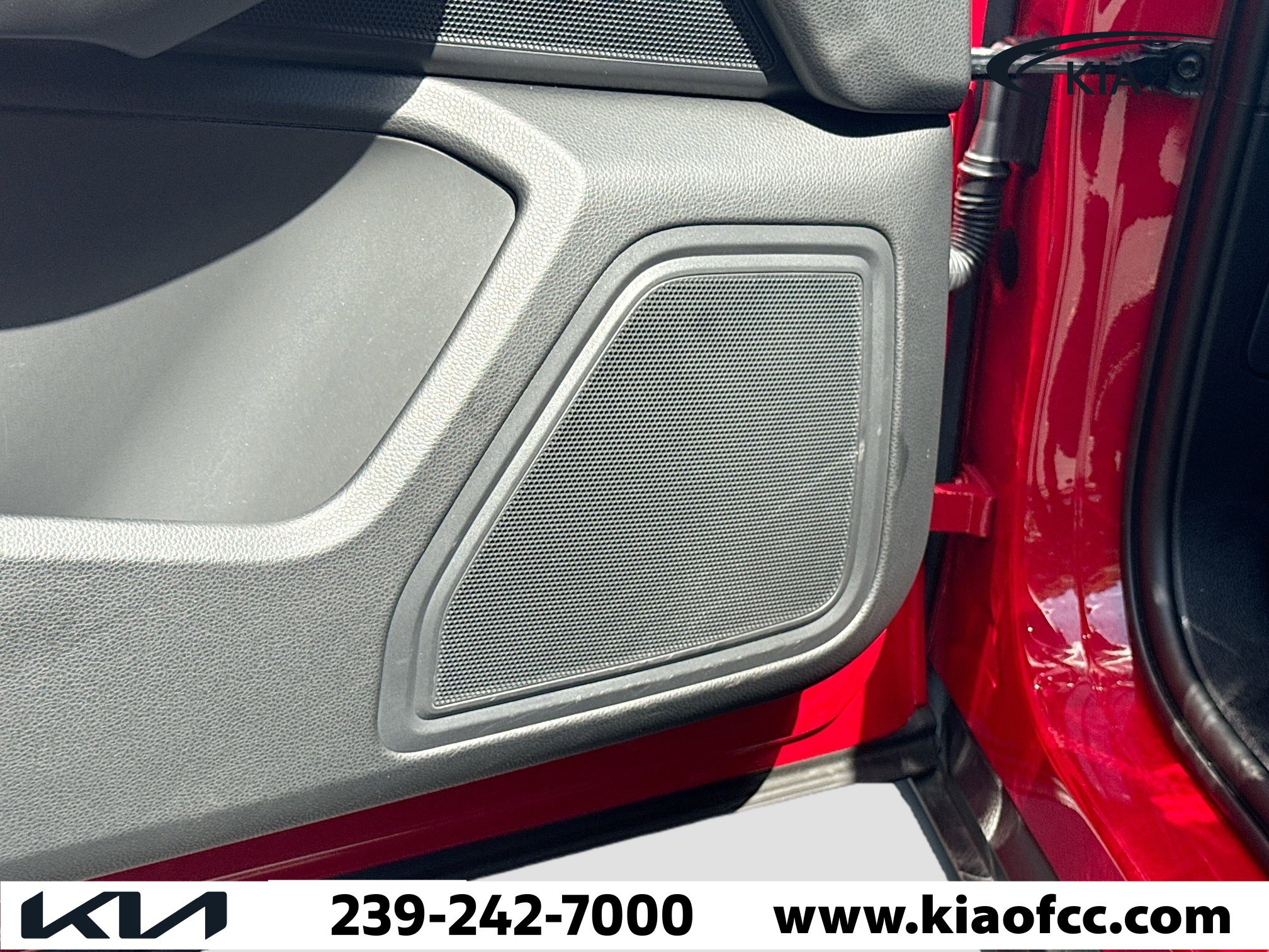 Used 2023 Porsche Macan S image 24