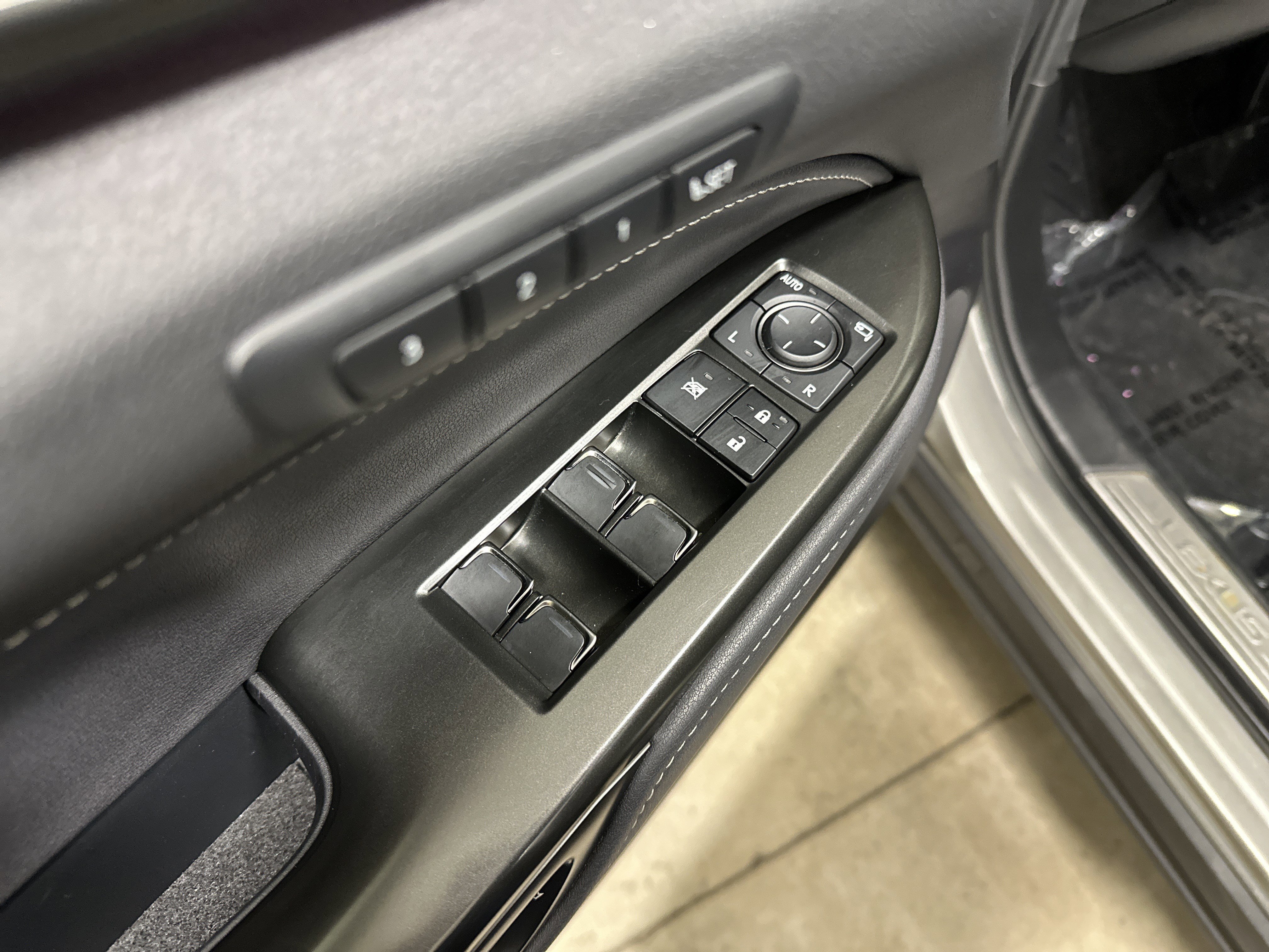 Certified 2024 Lexus NX 350h 350h Luxury w/ Vision Package image 15