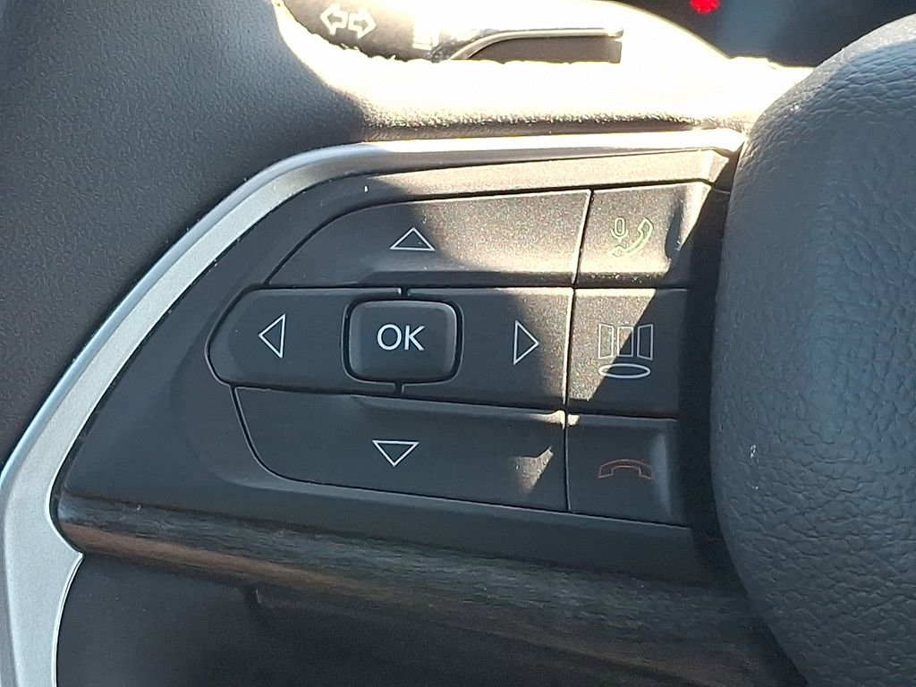 Used 2024 Jeep Grand Cherokee L Limited w/ Luxury Tech Group II AWD/4WD image 21