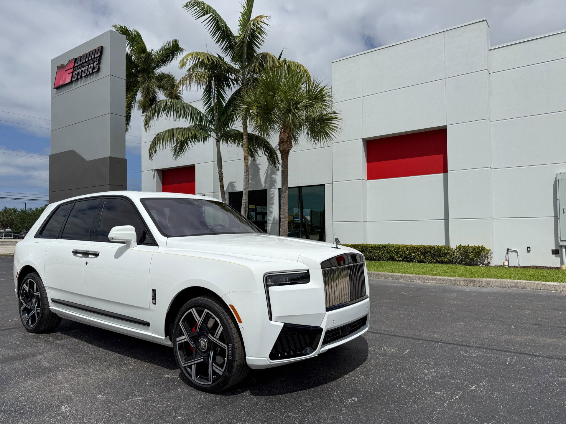 Used 2025 Rolls-Royce Cullinan Black Badge