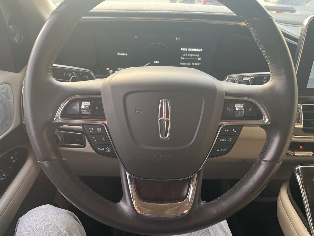 Used 2021 Lincoln Navigator L Reserve image 17