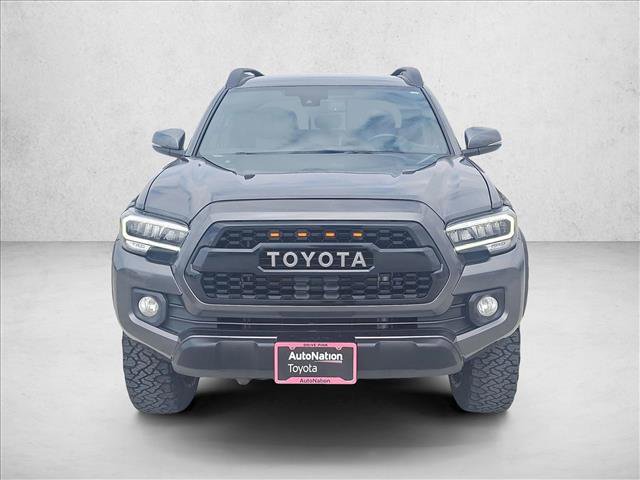 Used 2022 Toyota Tacoma TRD Off-Road image 2
