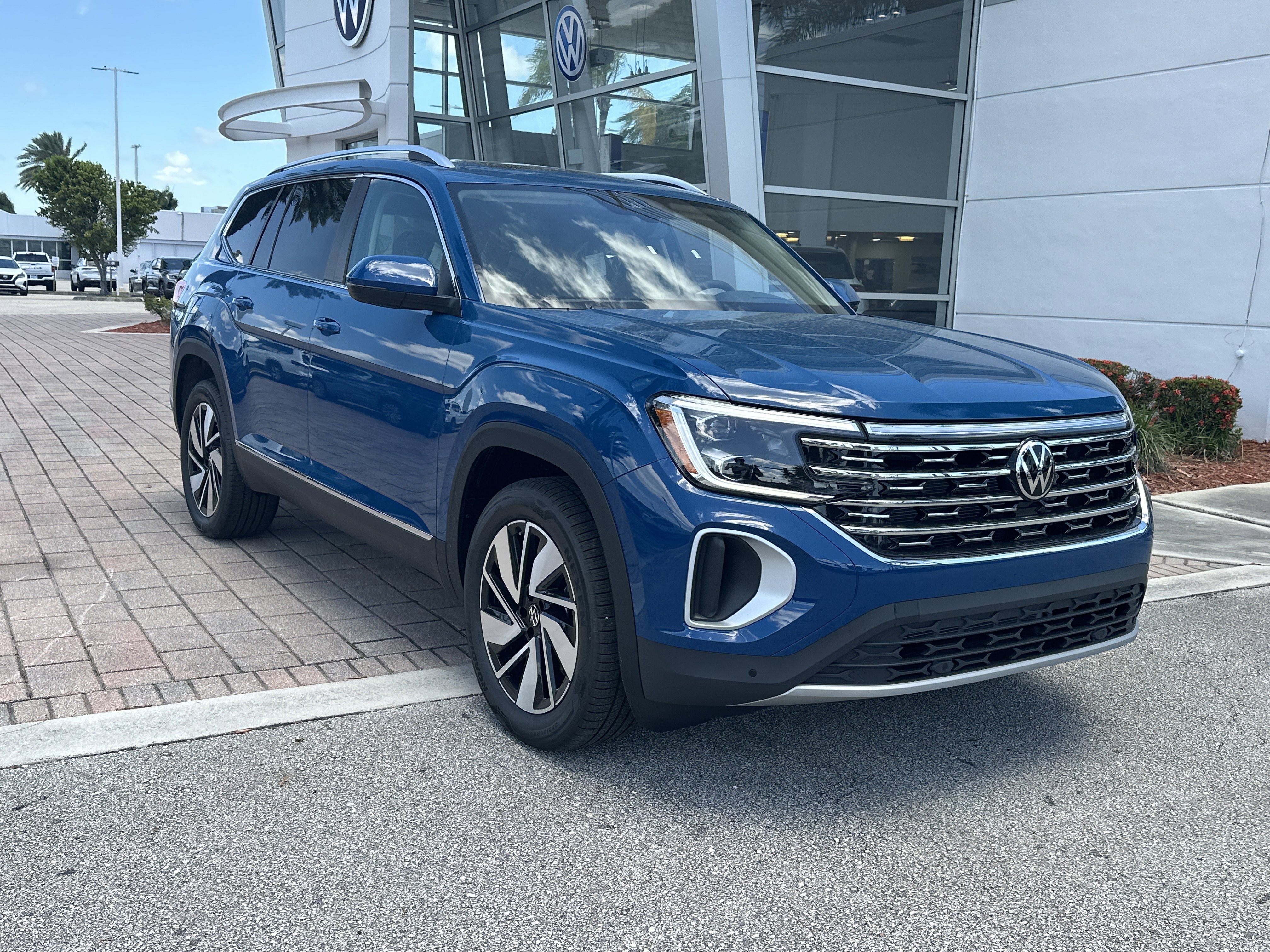 New 2026 Volkswagen Atlas SEL AWD/4WD image 4