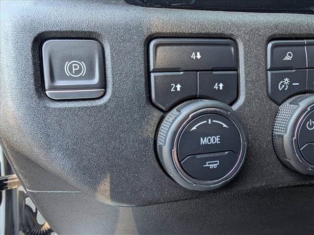 Used 2024 Chevrolet Silverado 2500 LT w/ Convenience Package AWD/4WD image 30