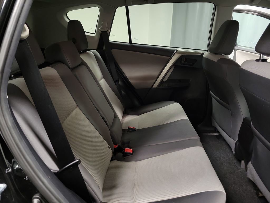 Used 2015 Toyota RAV4 LE image 20