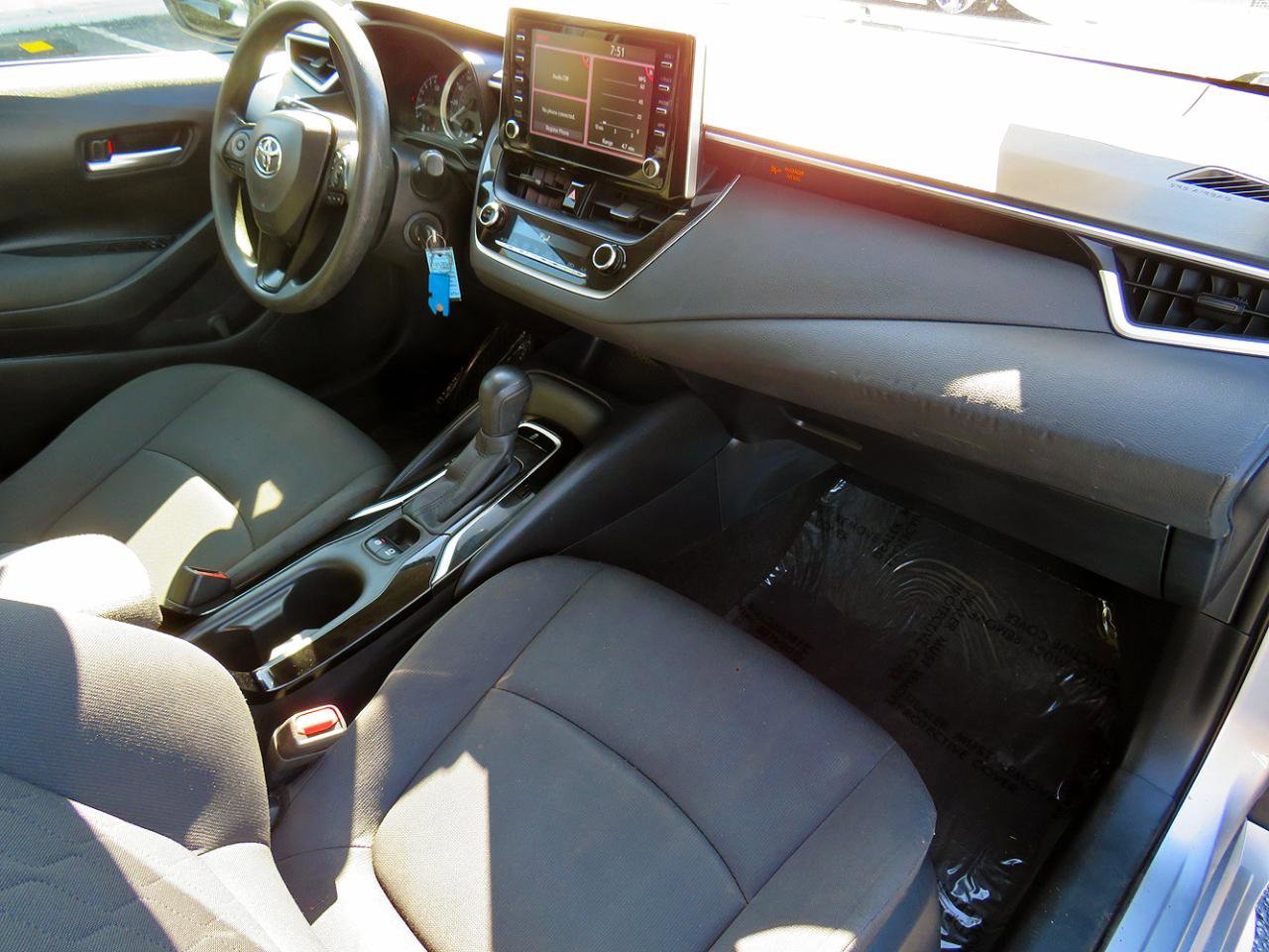 Used 2020 Toyota Corolla LE FWD image 20